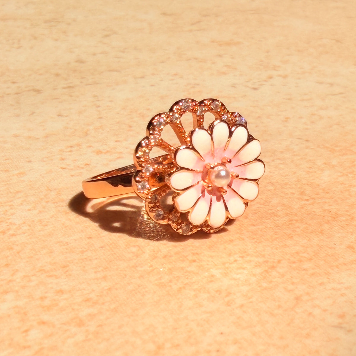 Daisy Bloom Spinner Ring by Lupaire